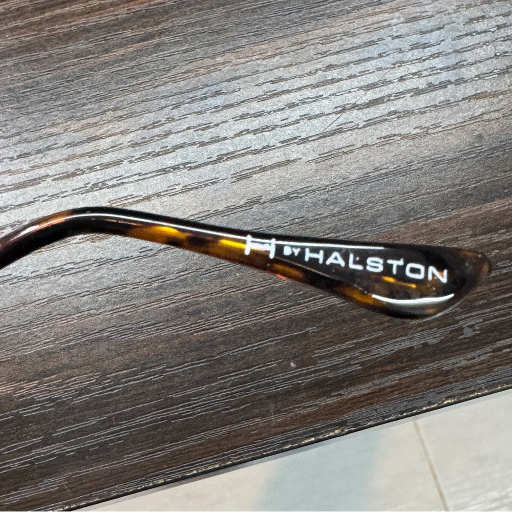 Halston Tortoise Shell Big Sunglasses. - image 2